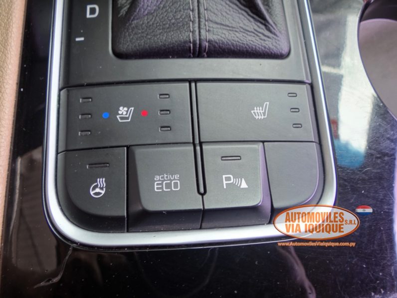 
								KIA CARNIVAL LIMO AÑO 2015 full									