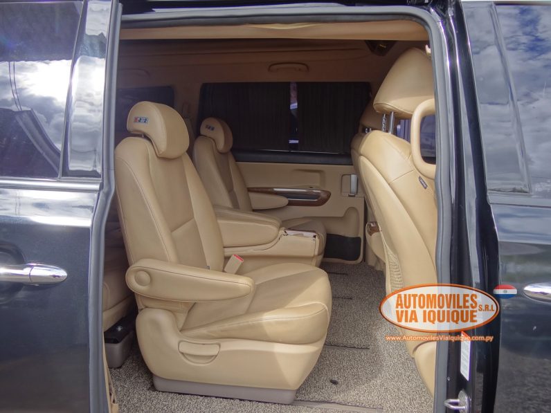 
								KIA CARNIVAL LIMO AÑO 2015 full									